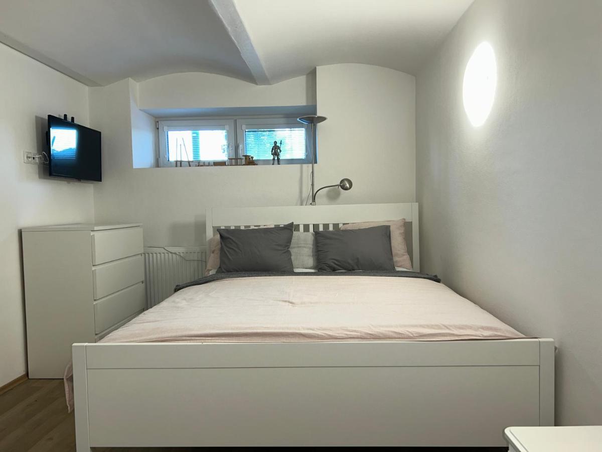 Stromoradni 17 Apartment Břeclav Екстериор снимка