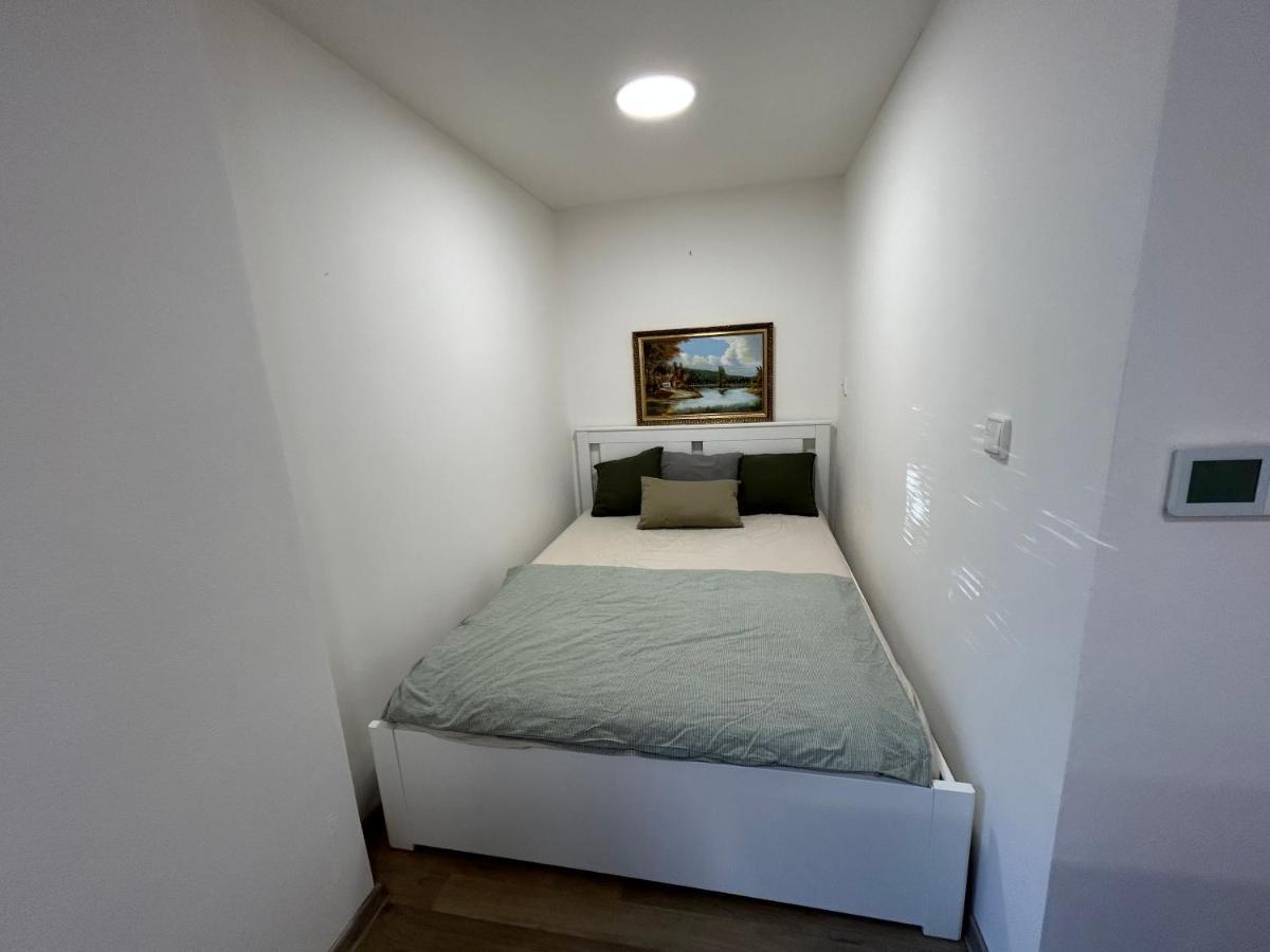 Stromoradni 17 Apartment Břeclav Екстериор снимка