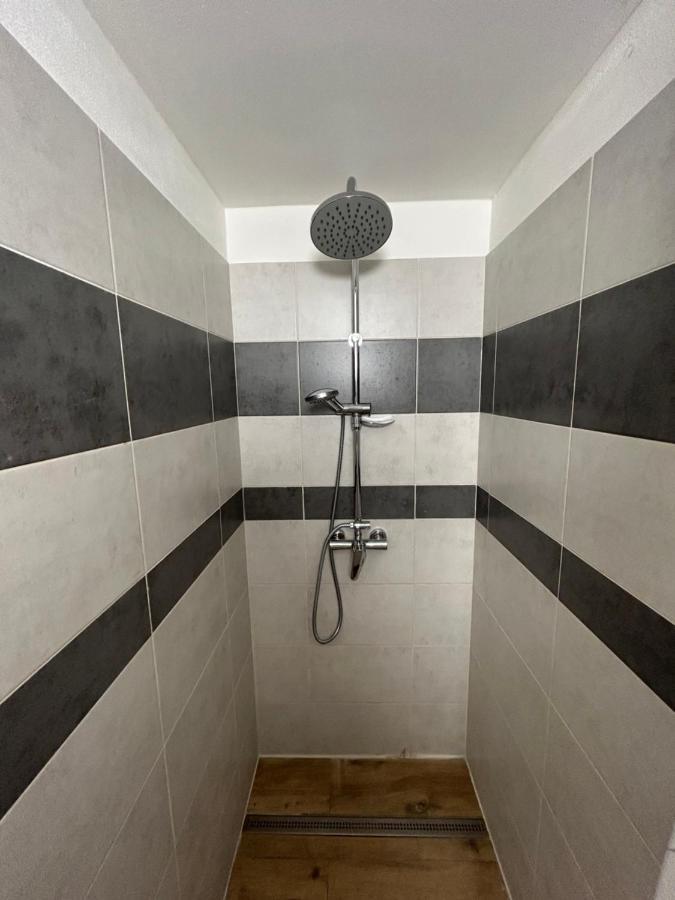 Stromoradni 17 Apartment Břeclav Екстериор снимка